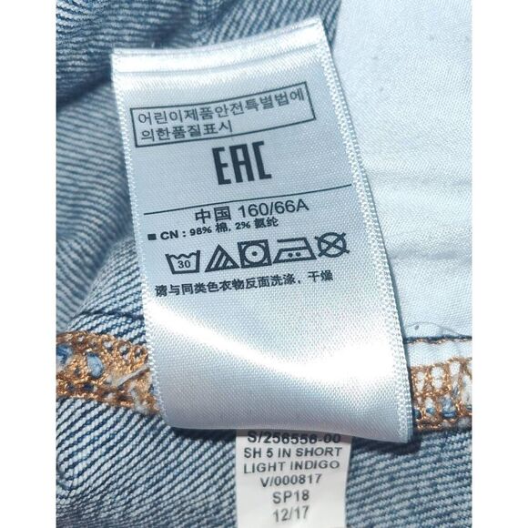 Gap Denim shorts distressed Size 25 waist 5" inseam light indigo - Picture 12 of 12